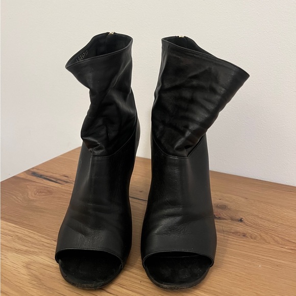 Chanel Leather Open Toe Heels - Picture 4 of 6